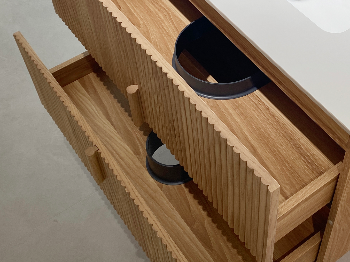 Roma 900mm Fluted Timber Wall Hung Single Vanity Cabinet with Plain White Countertop